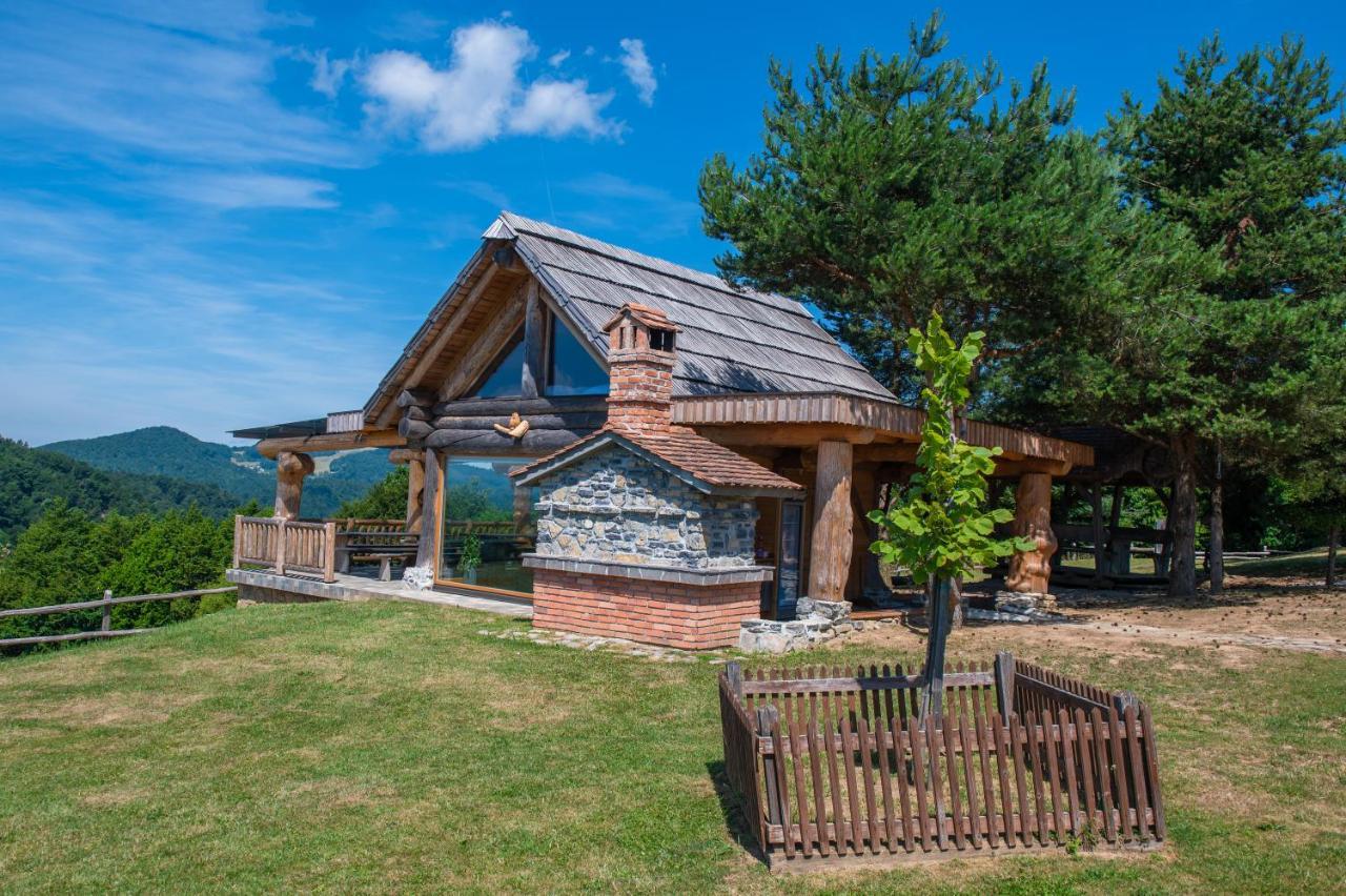 Holiday Home Ernest Zelezni With Hot Tub Ivancna Gorica Zewnętrze zdjęcie