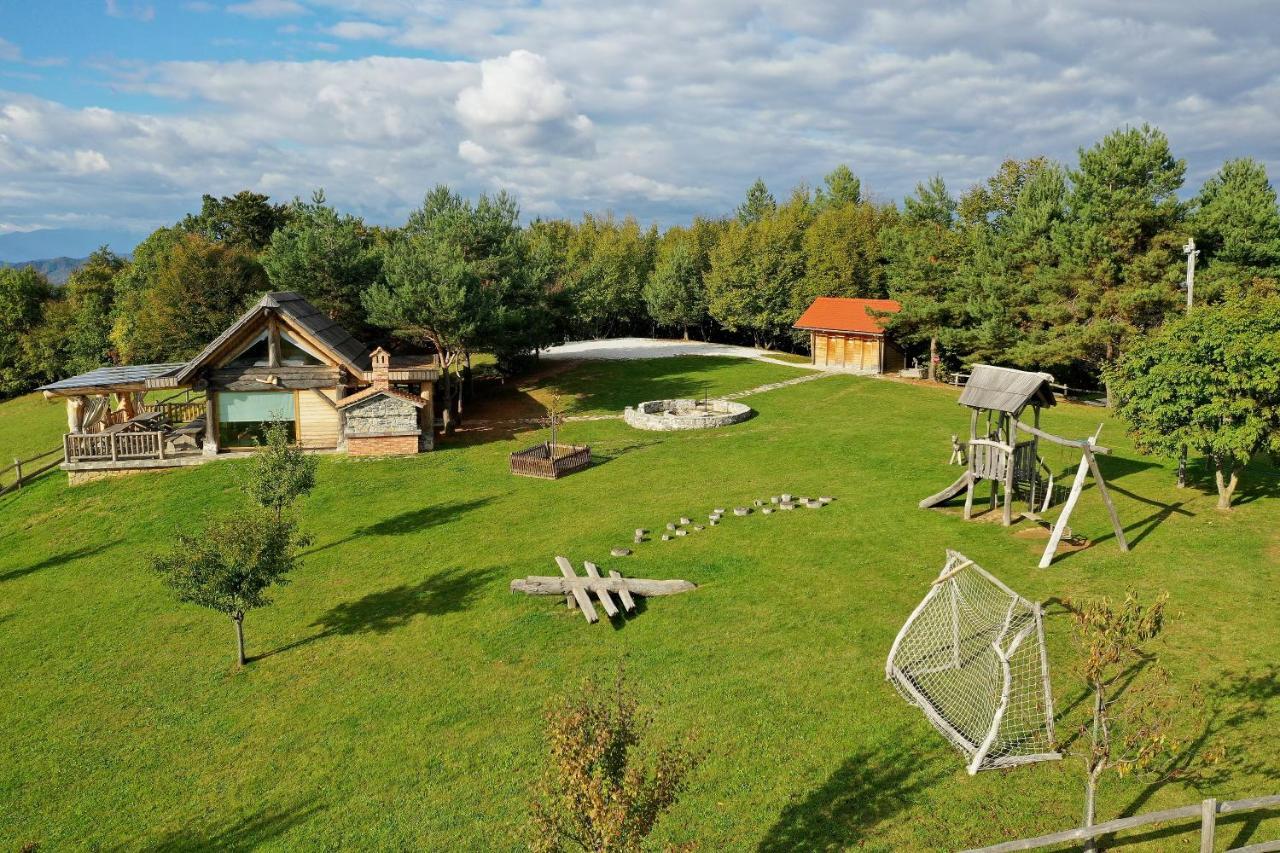 Holiday Home Ernest Zelezni With Hot Tub Ivancna Gorica Zewnętrze zdjęcie